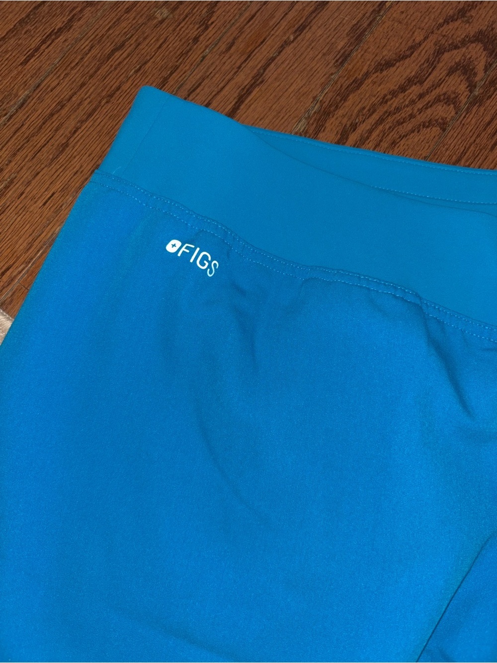 women’s FIGS Livingston scrub pants - Tall - Picture 2 of 5